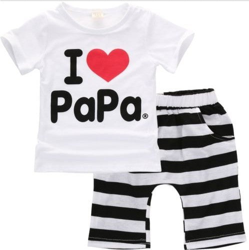 Costum pentru copii cu tricou imprimat cu mânecă scurtă