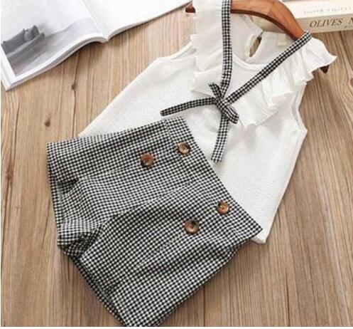 Set haine copii vară: tricou cu fundă mare și pantaloni scurți