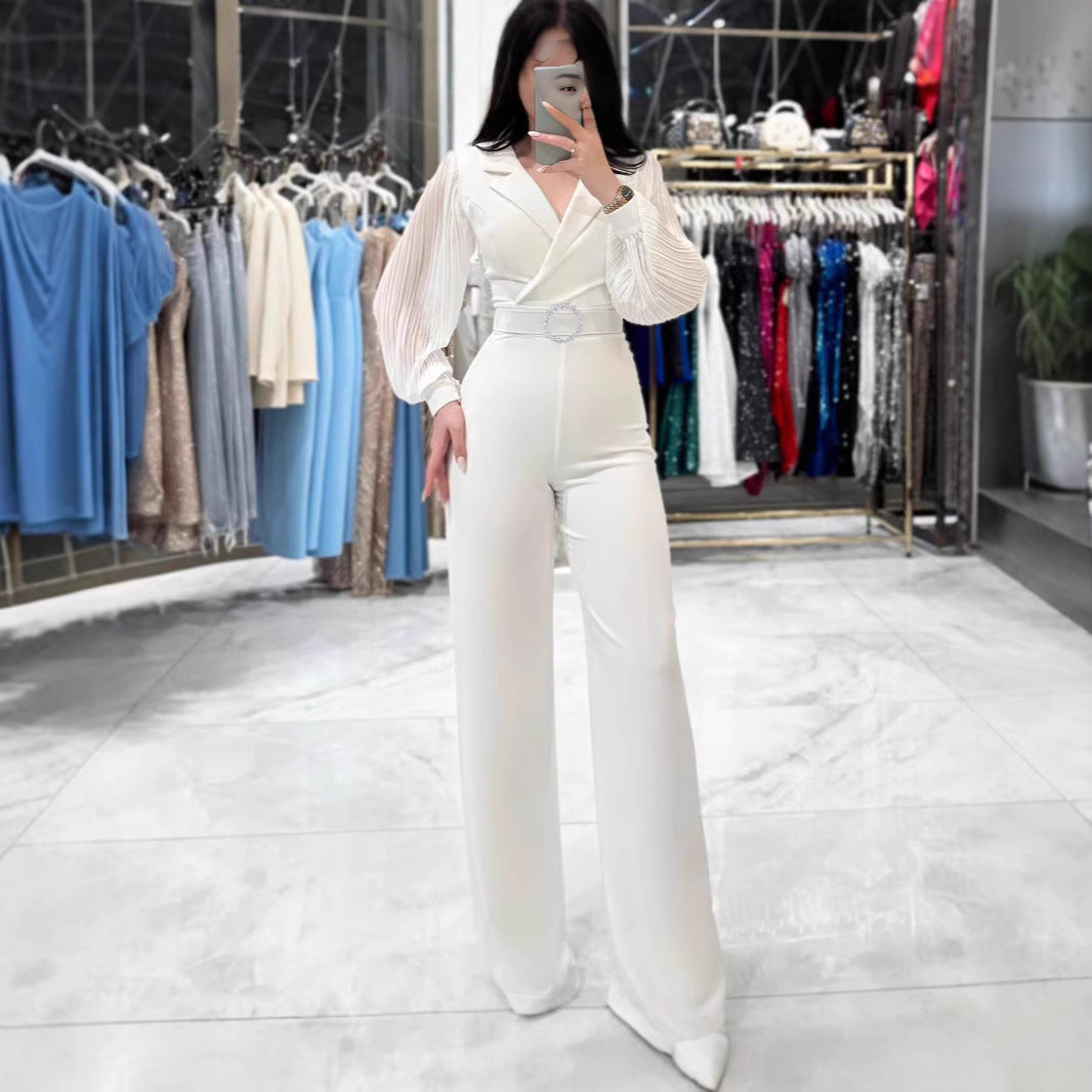 Salopetă cambrată cu mâneci lungi plisate și guler de blazer
