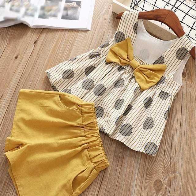 Set haine copii vară: tricou cu fundă mare și pantaloni scurți
