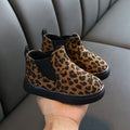 Imprimeu leopard și botine de catifea