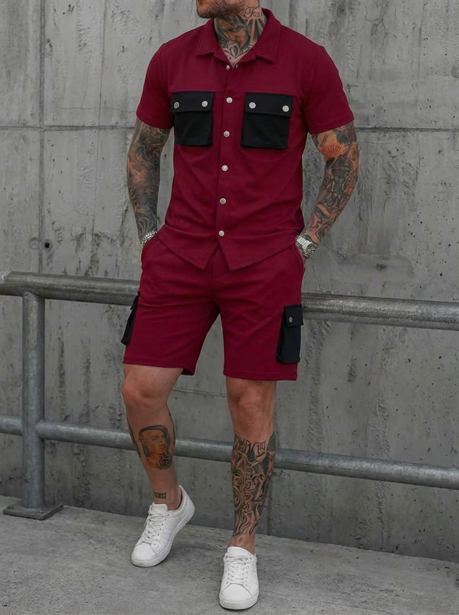 Costum sport bărbătesc cu mozaic și buzunare multiple