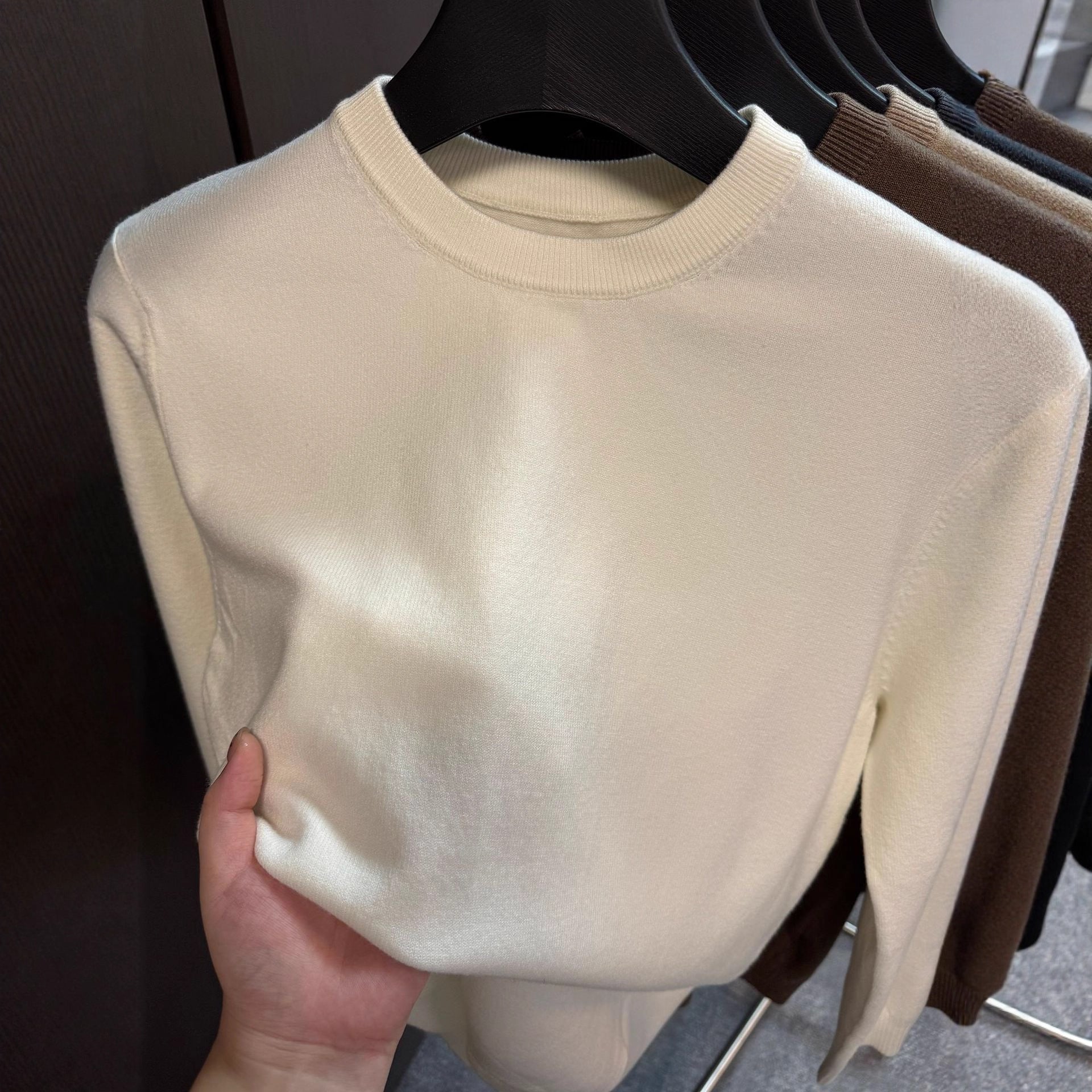 Tricou tricotat uni cu mânecă lungă, decolteu rotund, casual