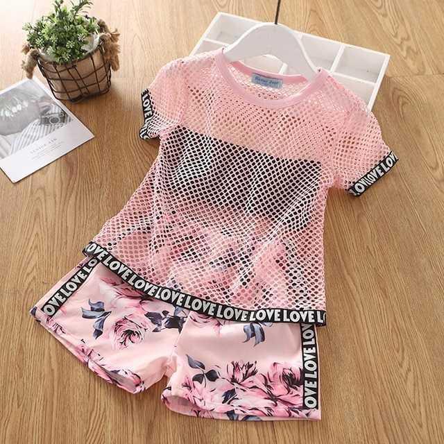 Set haine copii vară: tricou cu fundă mare și pantaloni scurți